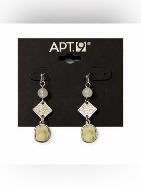 Kohl's Silver-Tone Earrings with Pale Green Drops 💕 4x15$